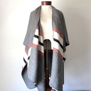 Steve Madden Cape Poncho - o/s